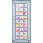 30'S FLOWER RUNNER PATTERN