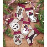 CHRISTMAS WOOLENS COMPLETE KIT