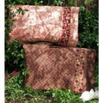PATCHWORK PILLOWCASES-1/4 SQUARE TRIANGLE QUILT PATTERN