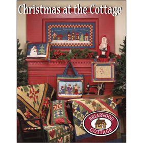 CHRISTMAS AT THE COTTAGE QUILT PATTERN BOOK