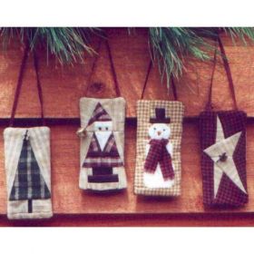 SET OF 4 ORNAMENTS PATTERN