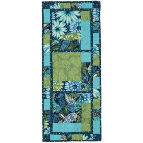 Summertime Blues Runner, Banner & Quilt Pattern