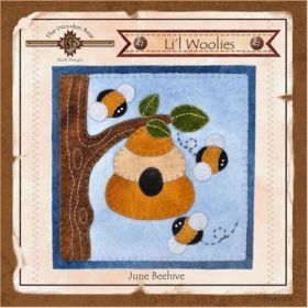 Li'l Woolies June Beehive Wool Wall Hanging Pattern
